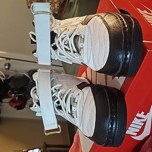 Men AF1 Jordan size 10.5